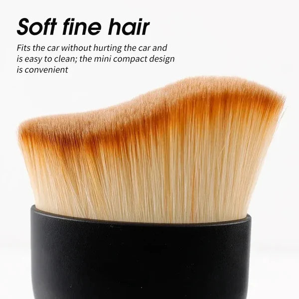 Brosse douce pour le balayage de la poussière à l'intérieur des voitures